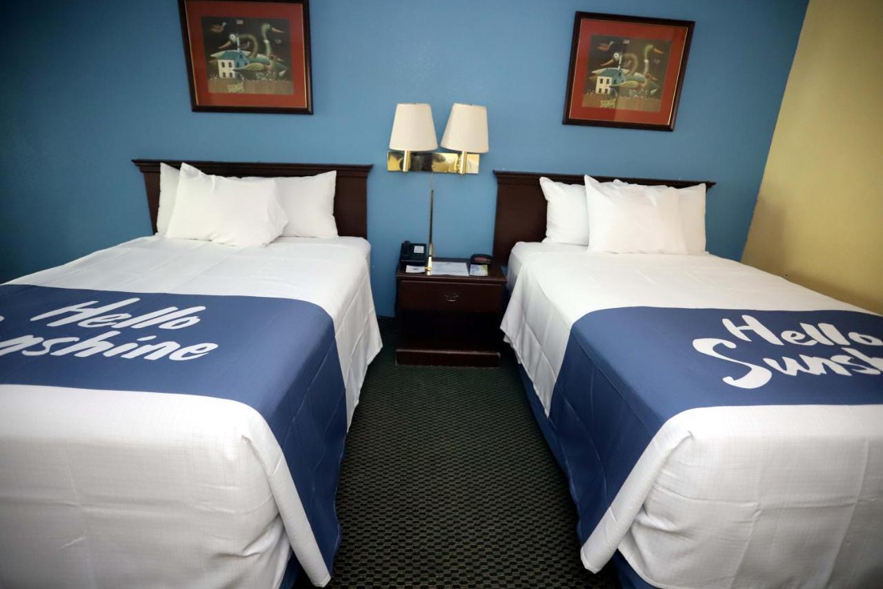 Days Inn Ийст Страудсбърг Екстериор снимка